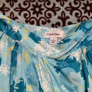 Calvin Klein size 2 skirt